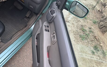 Nissan March II, 2001 год, 250 000 рублей, 5 фотография