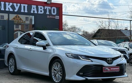 Toyota Camry, 2019 год, 2 500 000 рублей, 2 фотография