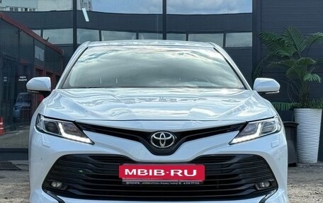 Toyota Camry, 2019 год, 2 500 000 рублей, 4 фотография