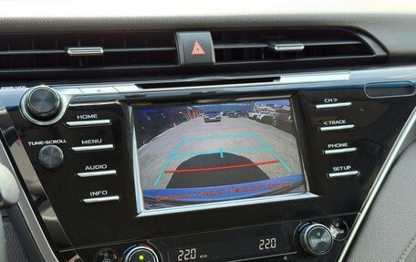 Toyota Camry, 2019 год, 2 500 000 рублей, 21 фотография