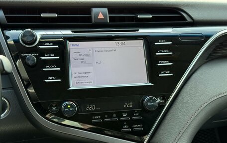 Toyota Camry, 2019 год, 2 500 000 рублей, 17 фотография