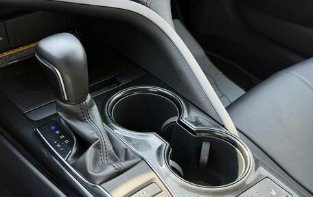 Toyota Camry, 2019 год, 2 500 000 рублей, 26 фотография