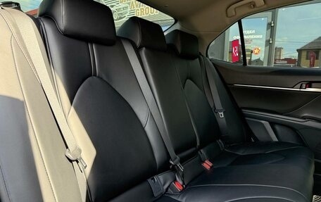 Toyota Camry, 2019 год, 2 500 000 рублей, 30 фотография