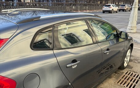 Volvo V40 Cross Country I, 2014 год, 550 000 рублей, 2 фотография