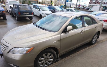 Toyota Camry, 2006 год, 650 000 рублей, 2 фотография