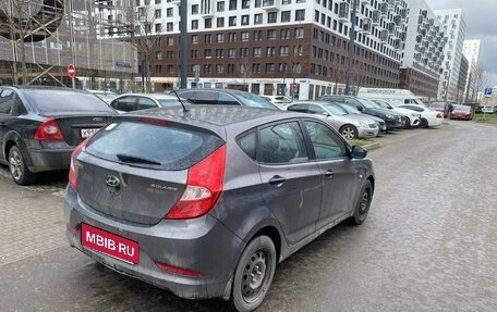 Hyundai Solaris II рестайлинг, 2016 год, 888 000 рублей, 3 фотография