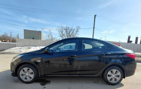 Hyundai Solaris II рестайлинг, 2015 год, 740 000 рублей, 4 фотография