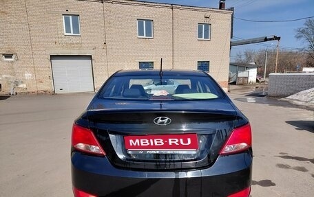 Hyundai Solaris II рестайлинг, 2015 год, 740 000 рублей, 3 фотография