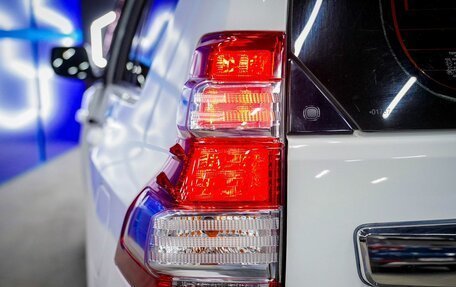 Toyota Land Cruiser Prado 150 рестайлинг 2, 2014 год, 3 990 000 рублей, 20 фотография