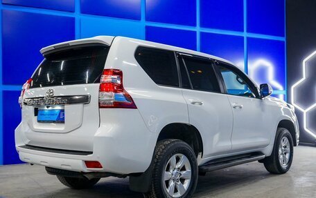 Toyota Land Cruiser Prado 150 рестайлинг 2, 2014 год, 3 990 000 рублей, 23 фотография