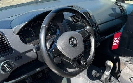 Volkswagen Polo IV рестайлинг, 2002 год, 320 000 рублей, 8 фотография