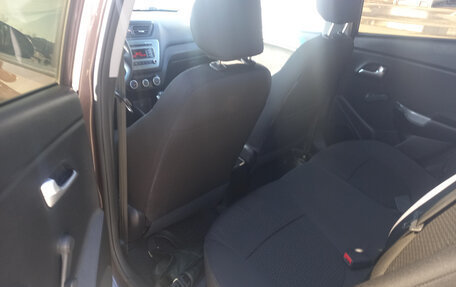 KIA Rio III рестайлинг, 2017 год, 1 100 000 рублей, 10 фотография