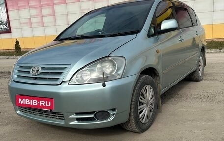 Toyota Ipsum II, 2002 год, 690 000 рублей, 5 фотография