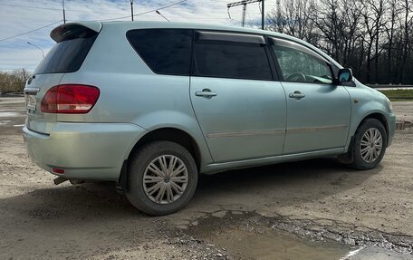 Toyota Ipsum II, 2002 год, 690 000 рублей, 20 фотография