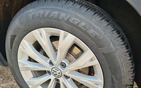 Volkswagen Tiguan II, 2018 год, 2 280 000 рублей, 9 фотография