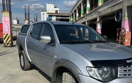 Mitsubishi L200 IV рестайлинг, 2013 год, 1 299 000 рублей, 5 фотография