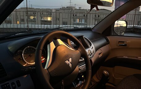 Mitsubishi L200 IV рестайлинг, 2013 год, 1 299 000 рублей, 11 фотография
