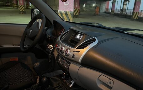 Mitsubishi L200 IV рестайлинг, 2013 год, 1 299 000 рублей, 16 фотография