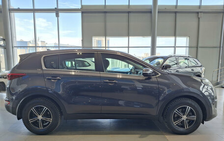 KIA Sportage IV рестайлинг, 2018 год, 2 136 000 рублей, 4 фотография