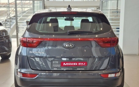 KIA Sportage IV рестайлинг, 2018 год, 2 136 000 рублей, 6 фотография