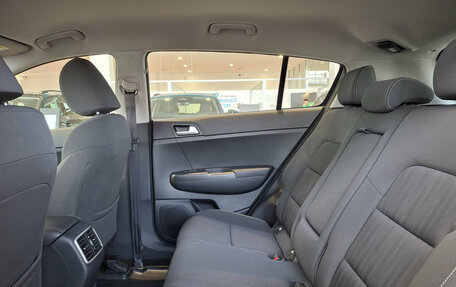 KIA Sportage IV рестайлинг, 2018 год, 2 136 000 рублей, 12 фотография