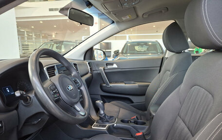 KIA Sportage IV рестайлинг, 2018 год, 2 136 000 рублей, 16 фотография