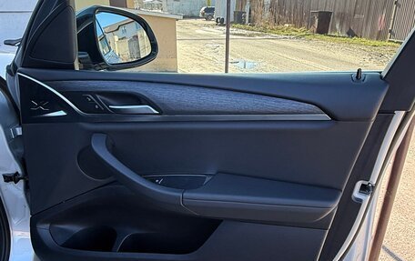 BMW X3, 2018 год, 2 150 000 рублей, 14 фотография