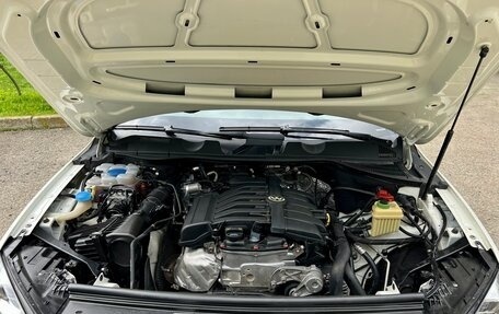 Volkswagen Touareg III, 2010 год, 2 300 000 рублей, 5 фотография