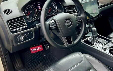 Volkswagen Touareg III, 2010 год, 2 300 000 рублей, 8 фотография