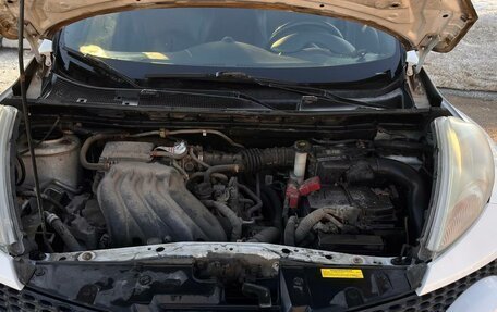 Nissan Juke II, 2012 год, 900 000 рублей, 11 фотография