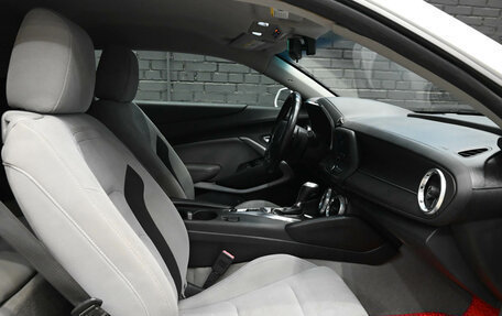 Chevrolet Camaro VI, 2020 год, 3 150 000 рублей, 10 фотография