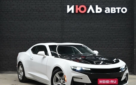 Chevrolet Camaro VI, 2020 год, 3 150 000 рублей, 3 фотография