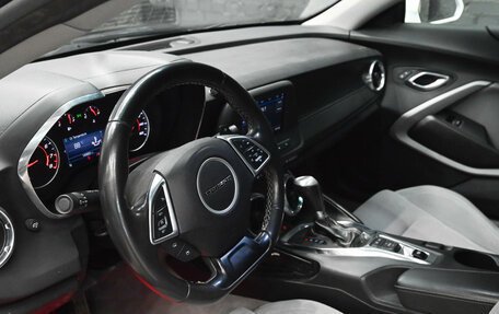 Chevrolet Camaro VI, 2020 год, 3 150 000 рублей, 16 фотография