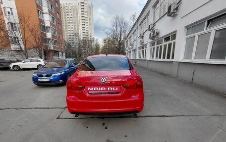 Volkswagen Jetta VI, 2012 год, 850 000 рублей, 2 фотография