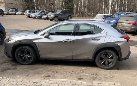 Lexus UX I, 2019 год, 3 200 000 рублей, 10 фотография