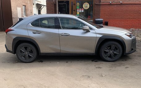 Lexus UX I, 2019 год, 3 200 000 рублей, 11 фотография