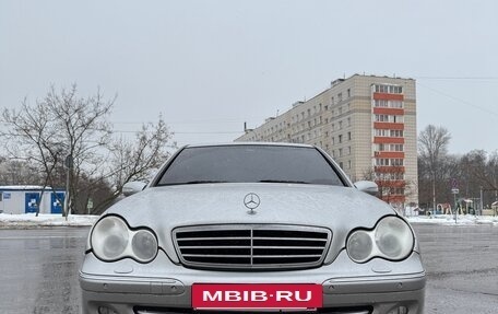 Mercedes-Benz C-Класс, 2005 год, 500 000 рублей, 10 фотография