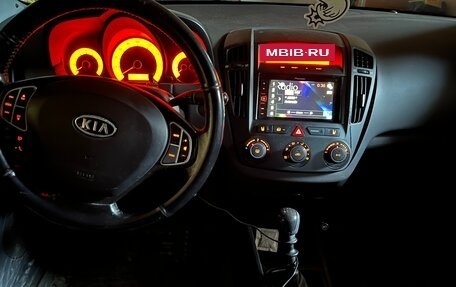 KIA cee'd I рестайлинг, 2008 год, 499 999 рублей, 14 фотография