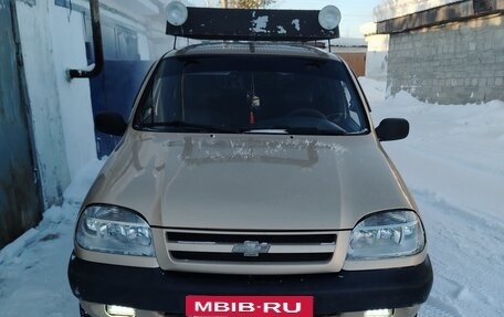 Chevrolet Niva I рестайлинг, 2004 год, 270 000 рублей, 3 фотография