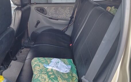 Chevrolet Niva I рестайлинг, 2004 год, 270 000 рублей, 6 фотография