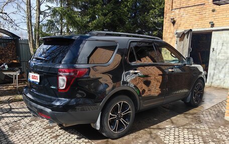 Ford Explorer VI, 2013 год, 1 850 000 рублей, 7 фотография