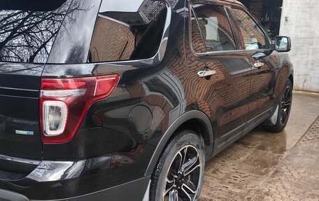 Ford Explorer VI, 2013 год, 1 850 000 рублей, 9 фотография