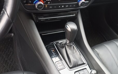 Mazda 6, 2019 год, 2 300 000 рублей, 9 фотография