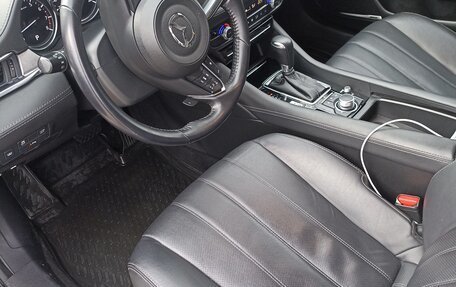 Mazda 6, 2019 год, 2 300 000 рублей, 11 фотография