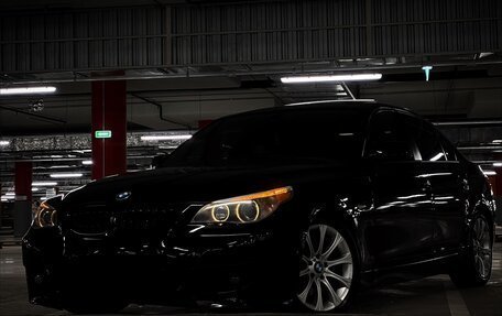 BMW 5 серия, 2004 год, 1 200 000 рублей, 8 фотография