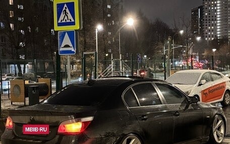 BMW 5 серия, 2004 год, 1 200 000 рублей, 9 фотография