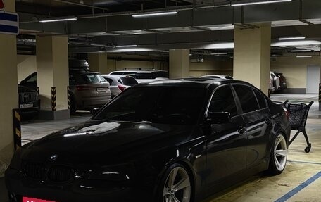 BMW 5 серия, 2004 год, 1 200 000 рублей, 12 фотография