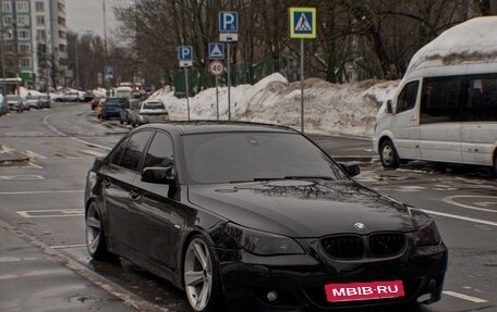BMW 5 серия, 2004 год, 1 200 000 рублей, 24 фотография