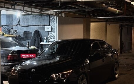 BMW 5 серия, 2004 год, 1 200 000 рублей, 27 фотография