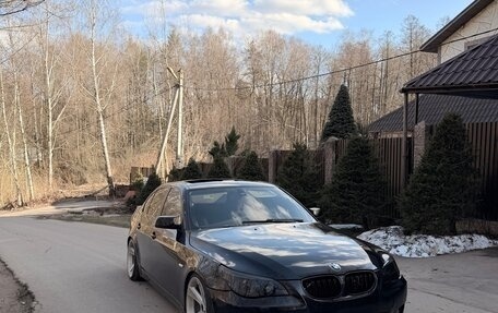 BMW 5 серия, 2004 год, 1 200 000 рублей, 31 фотография
